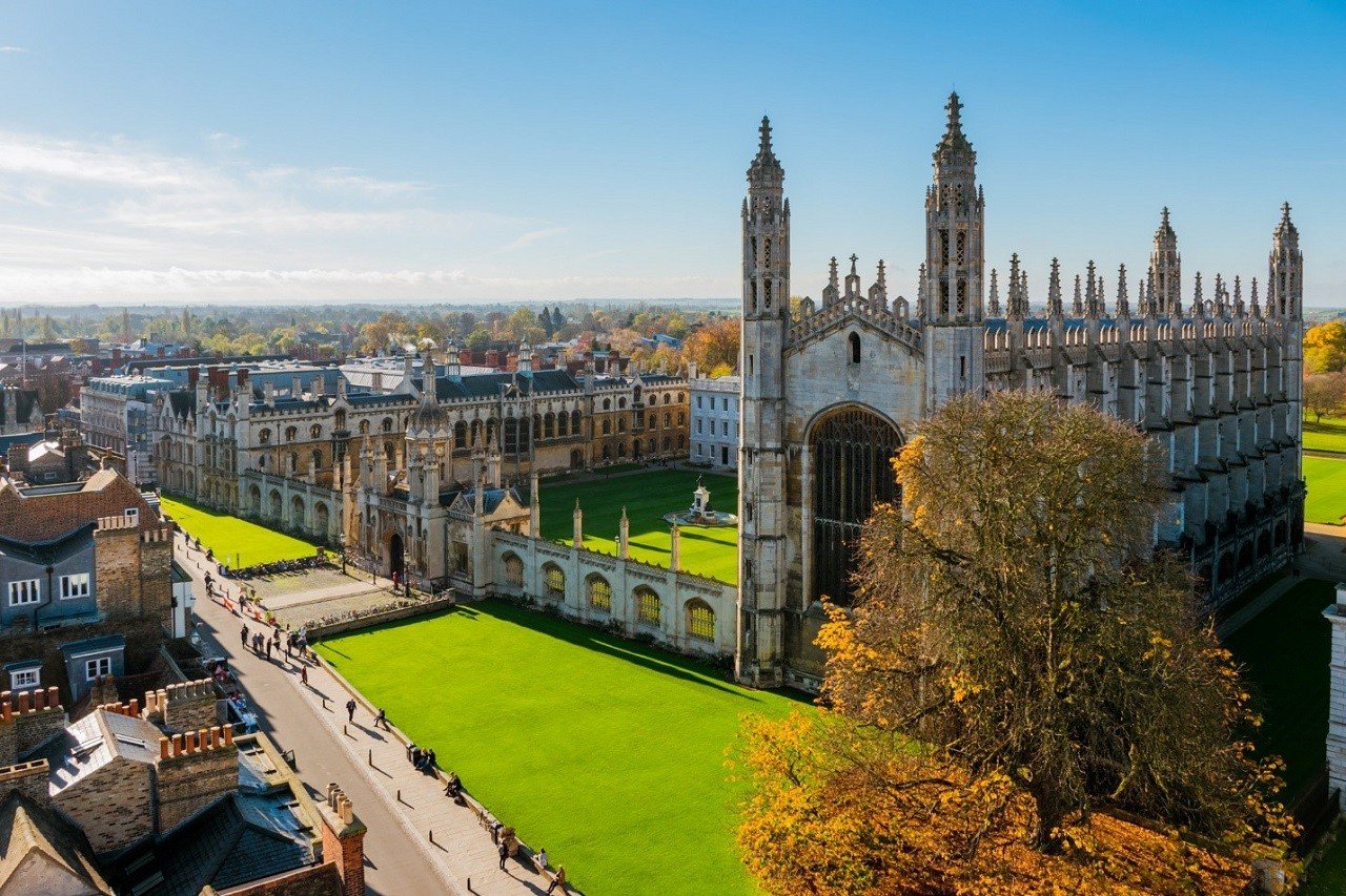 Đại học Cambridge giữ vị trí quán quân về điều kiện tuyển sinh khó nhất nước Anh