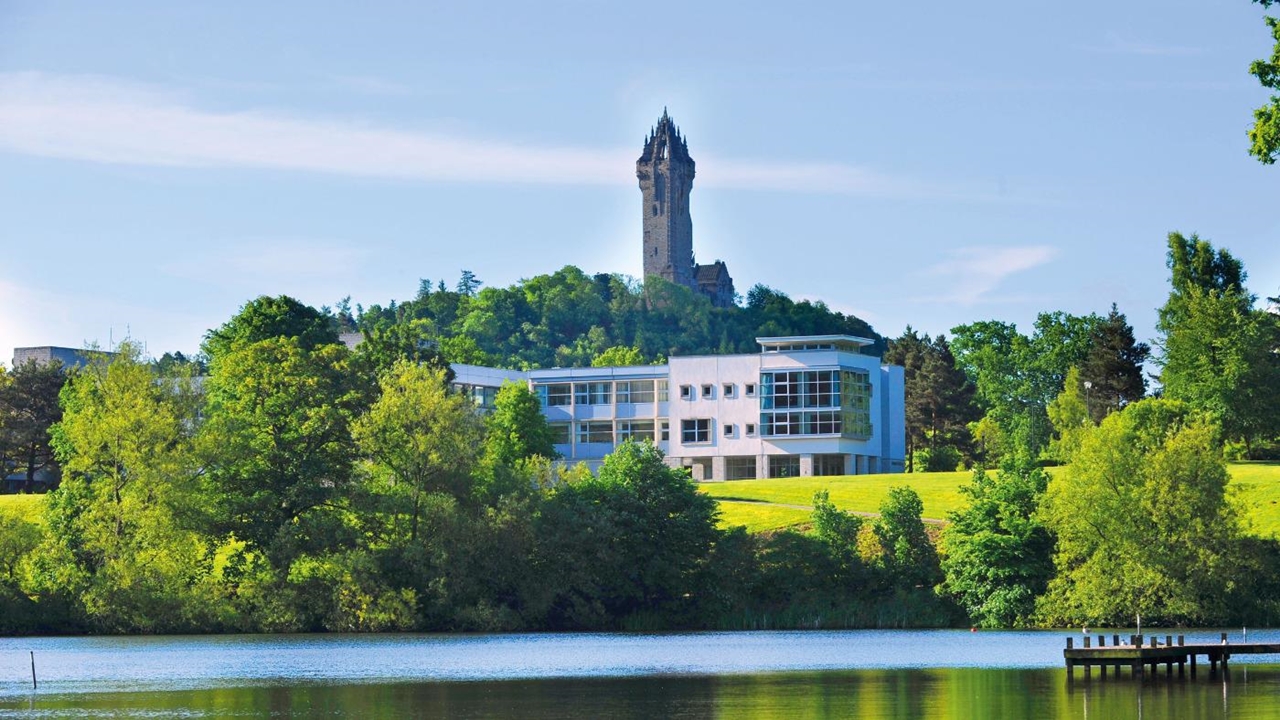 Đại học Stirling là trường top đầu tại Vương quốc Anh