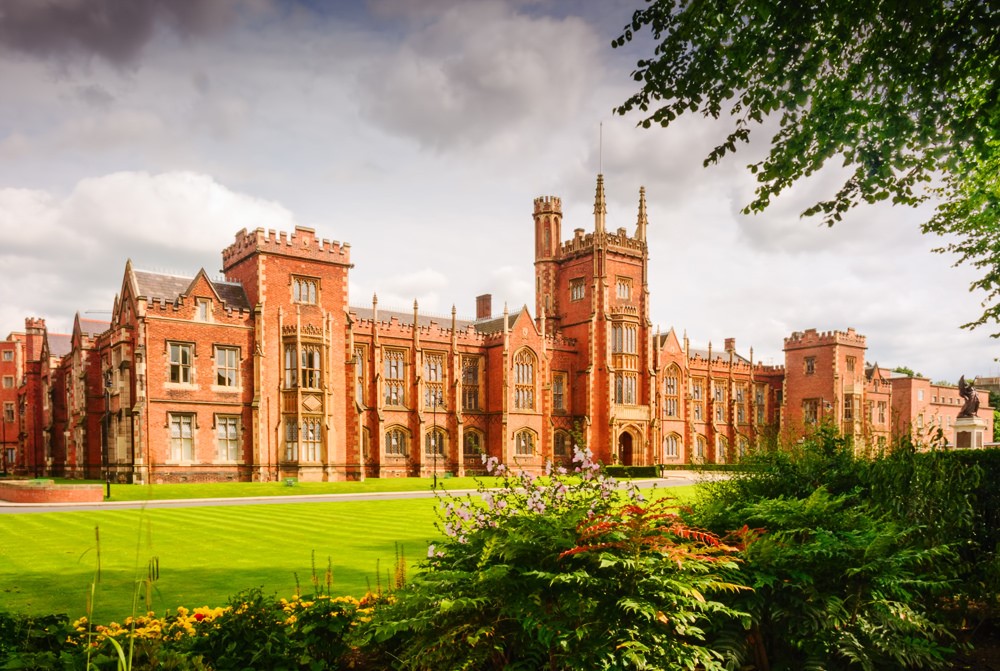 Ngành luật của Đại học Queen’s Belfast thuộc top 150 thế giới