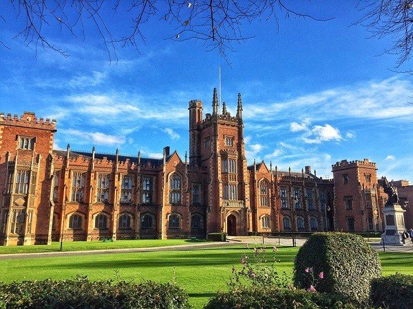 Trường Đại học Queen's Belfast