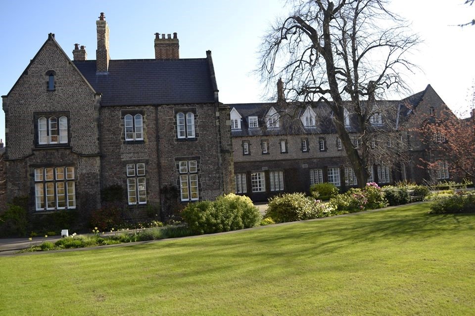 Đại học York St John – Ngôi trường lịch sử đáng để du học 3