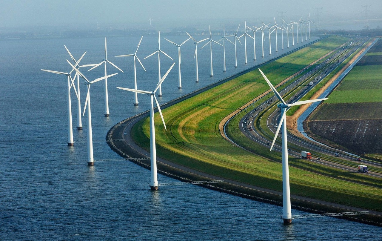 Công trình điện gió ven đường cao tốc tại Hà Lan
