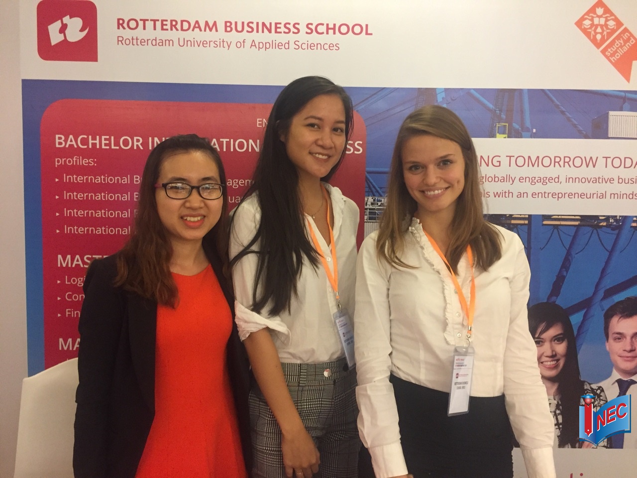 Du học INEC đồng hành cùng Trường Kinh doanh Rotterdam tại triển lãm du học Hà Lan