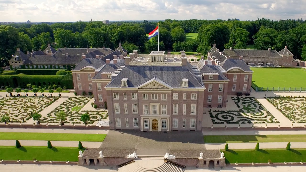 Cung điện Paleis Het Loo nổi tiếng ở Apeldoorn