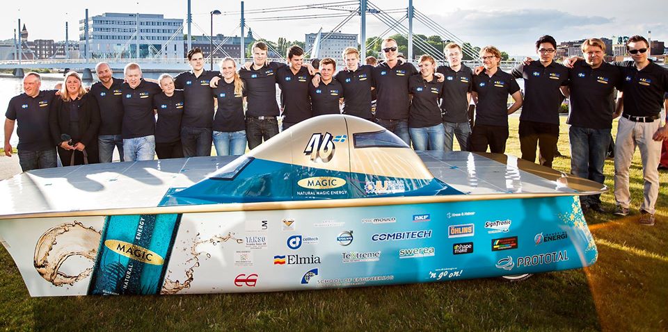 Năm 2015, Solar Team của Đại học Jonkoping lần thứ 2 đại diện Thụy Điển tham gia cuộc thi World Solar Challenge tại Úc