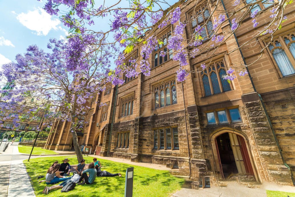 Đại học Sydney là một trong những trường có khuôn viên đẹp nhất thế giới
