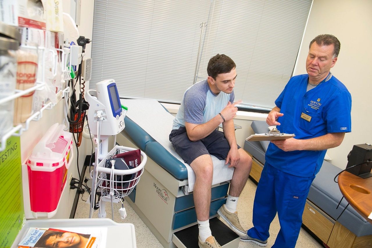 Đại học Hofstra có các chương trình đào tạo chất lượng cao lĩnh vực y tế