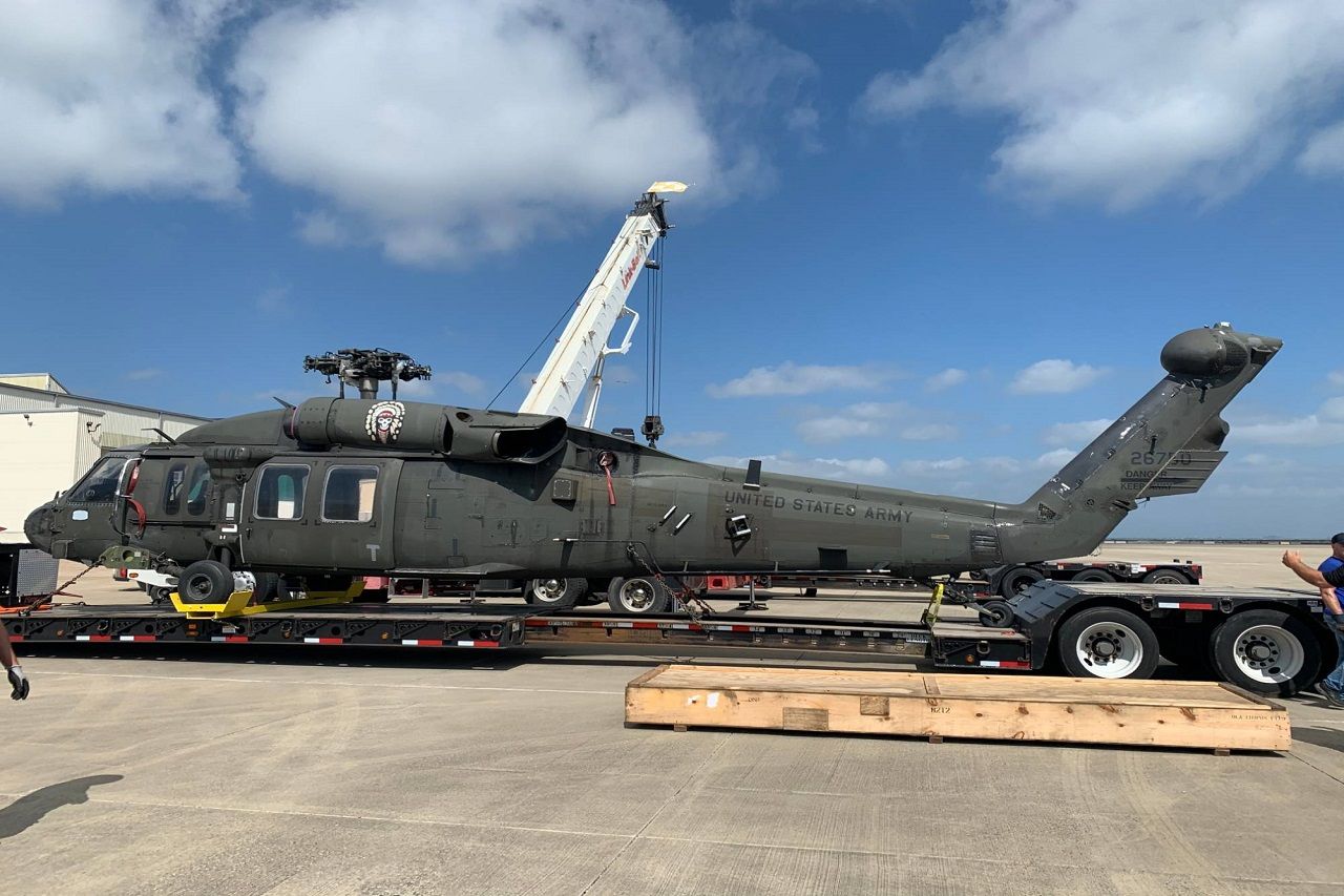 Viện nghiên cứu hàng không quốc gia, Đại học Wichita State đang giúp mang lại sức sống mới cho đội máy bay trực thăng UH-60L Black Hawk đang già cỗi thông qua sự hợp tác giữa Trung tâm chỉ huy phát triển khả năng chiến đấu của quân đội Hoa Kỳ và WSU.