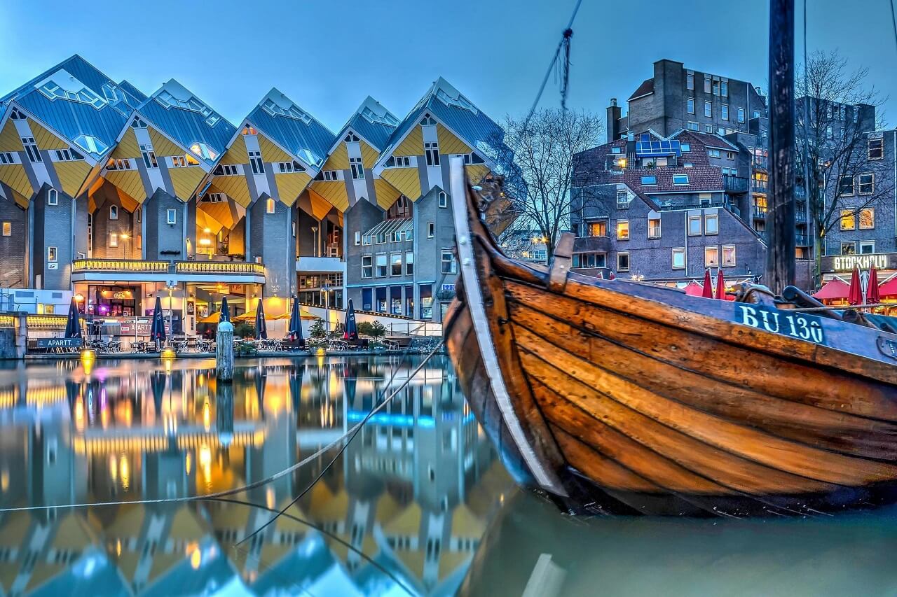 Rotterdam nổi tiếng với những kiến trúc độc đáo