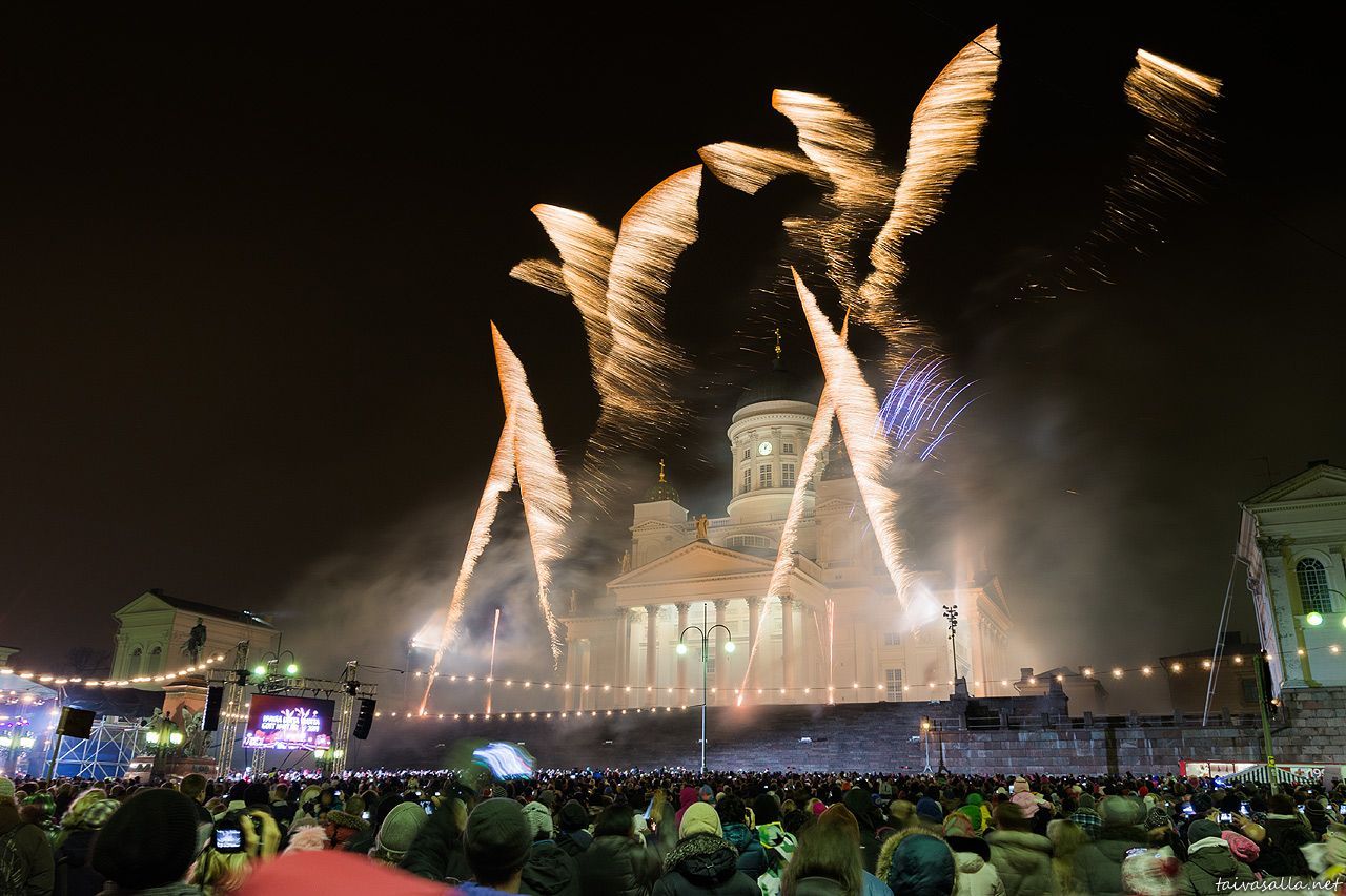Một màn pháo hoa mừng Năm mới ấn tượng tại Helsinki