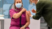 Tiêm vaccine covid-19 tại Hà Lan