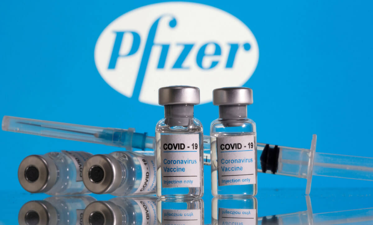 Vaccine Pfizer-BioNTech hiệu quả với người trưởng thành và đang được thảo luận để đưa ra khuyến nghị tiêm cho trẻ từ 12 tuổi 