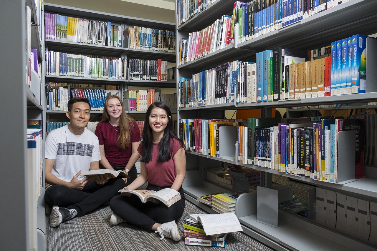 Sinh viên có cơ hội thụ hưởng chương trình bằng gốc Úc, tiết kiệm chi phí gần 50% khi học tại JCU Singapore