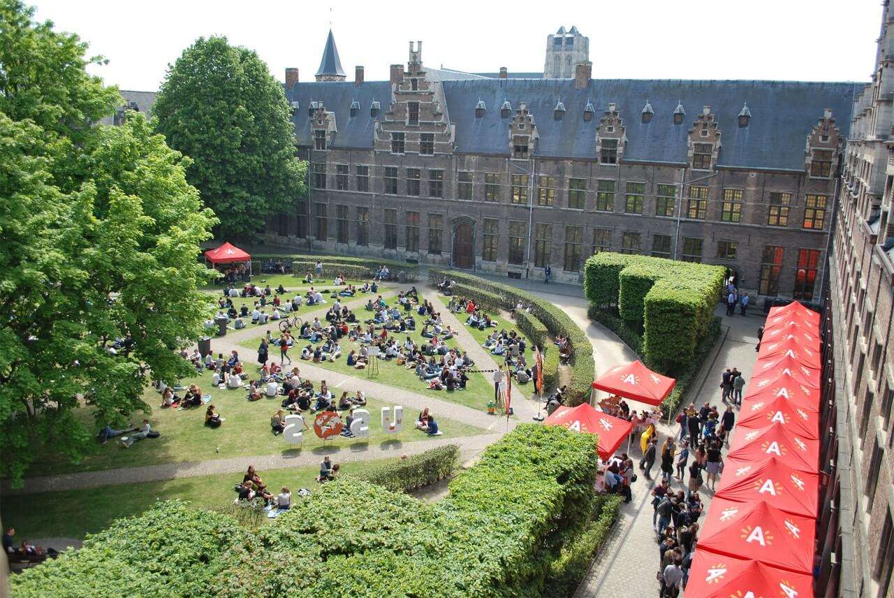 Đại học Antwerp Bỉ