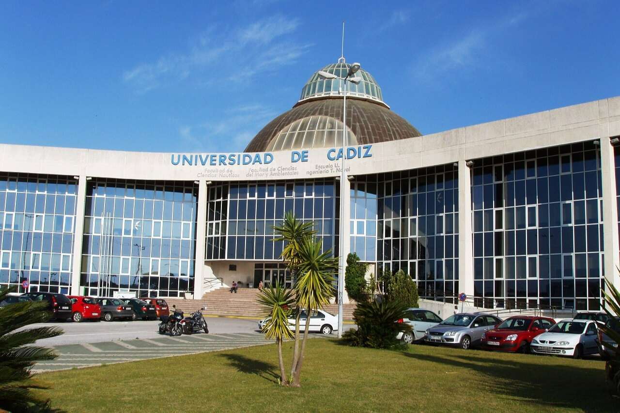 Đại học Cadiz Tây Ban Nha