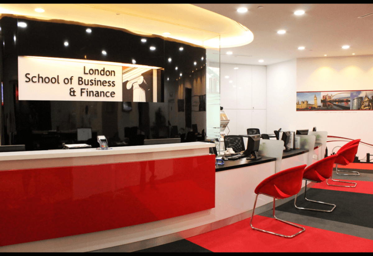 Trường Kinh tế và Tài chính London (LSBF) Singapore