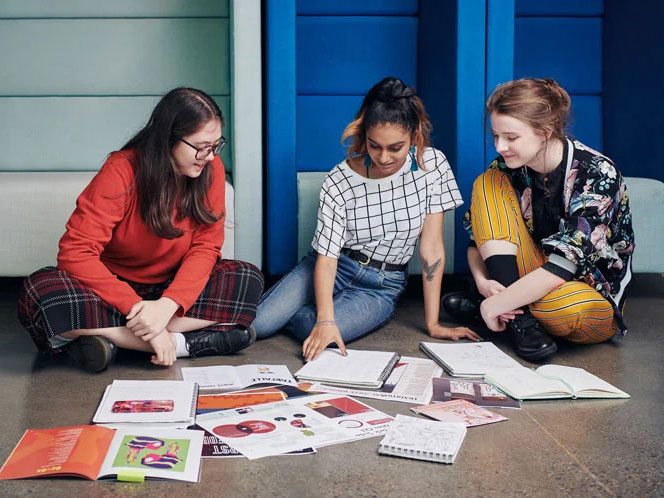 khoá học Cử nhân Nghệ thuật (Bachelor of Arts) tại Đại học Deakin
