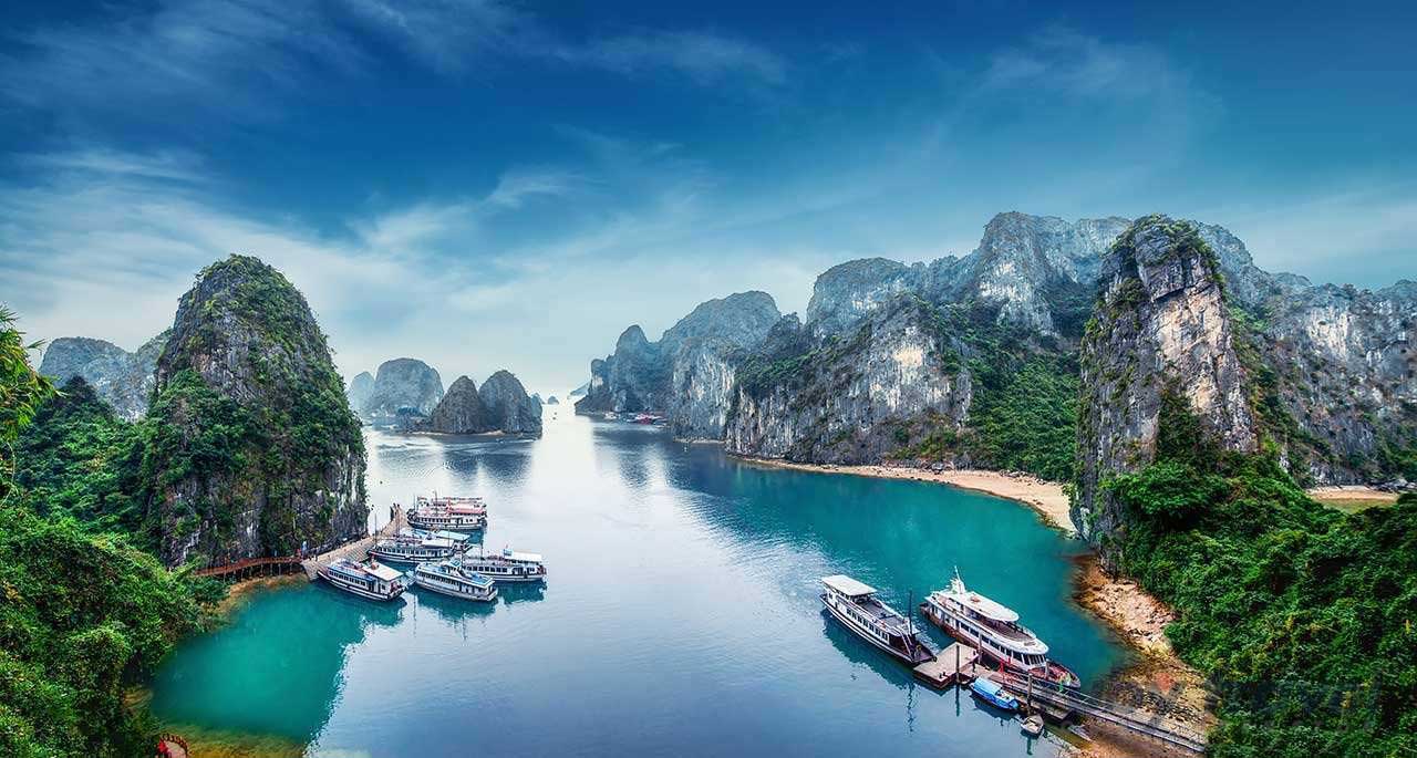 Vịnh Hạ Long tuyệt đẹp từng xuất hiện trong siêu phẩm Kong