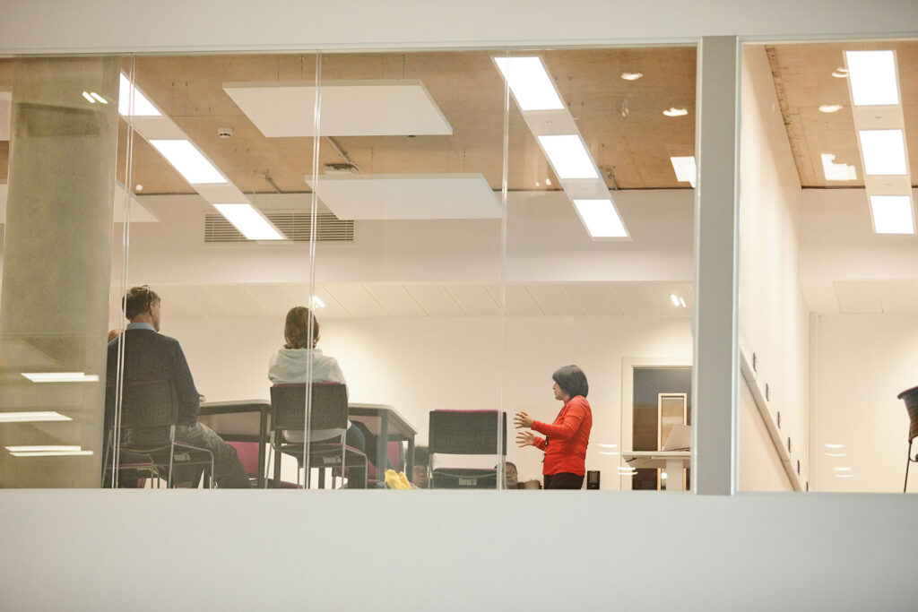 Thạc sĩ Chiến lược marketing quốc tế Đại học Northampton