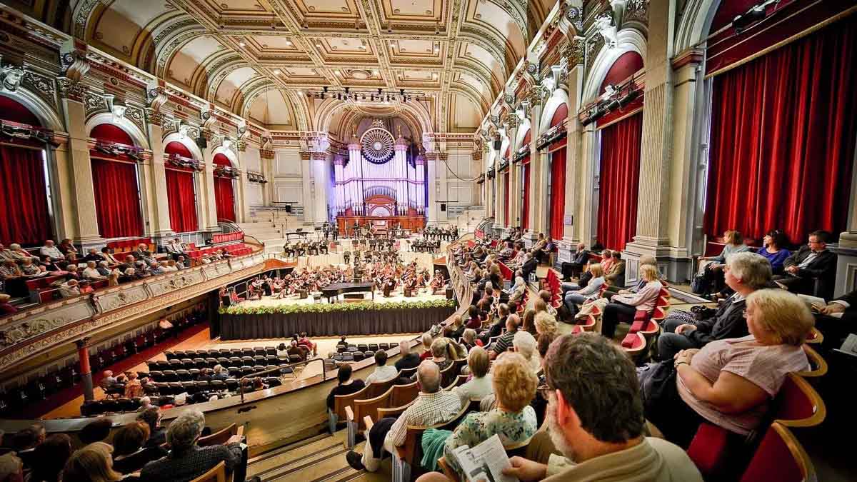 Huddersfield Town Hall