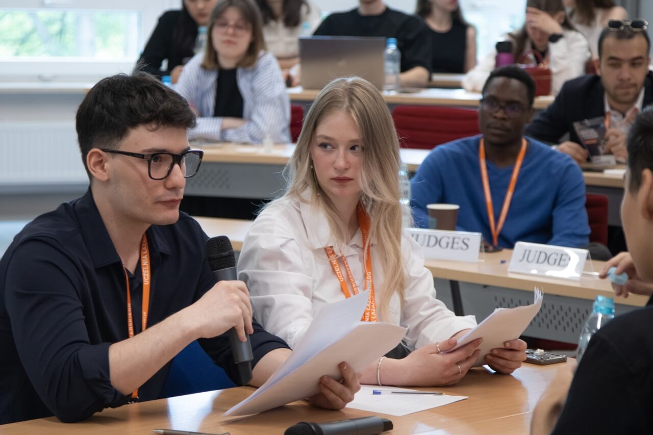 Đại học Lazarski Ba Lan