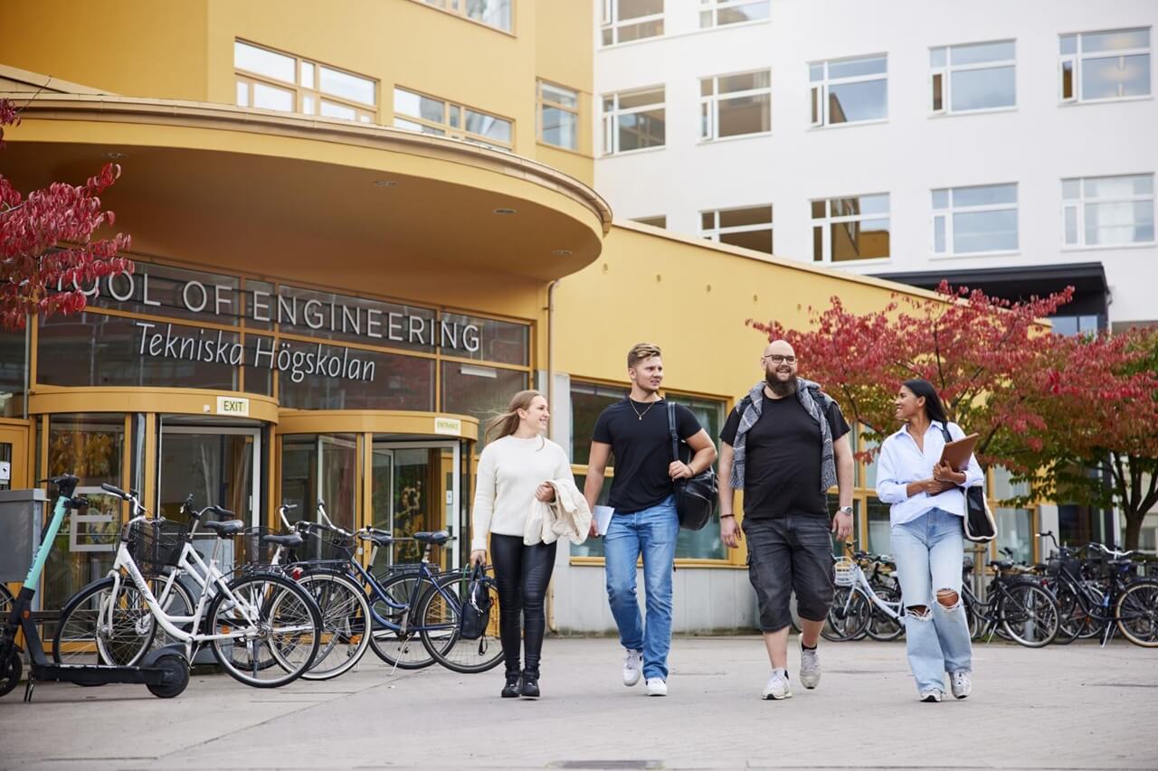 Đại học Jonkoping