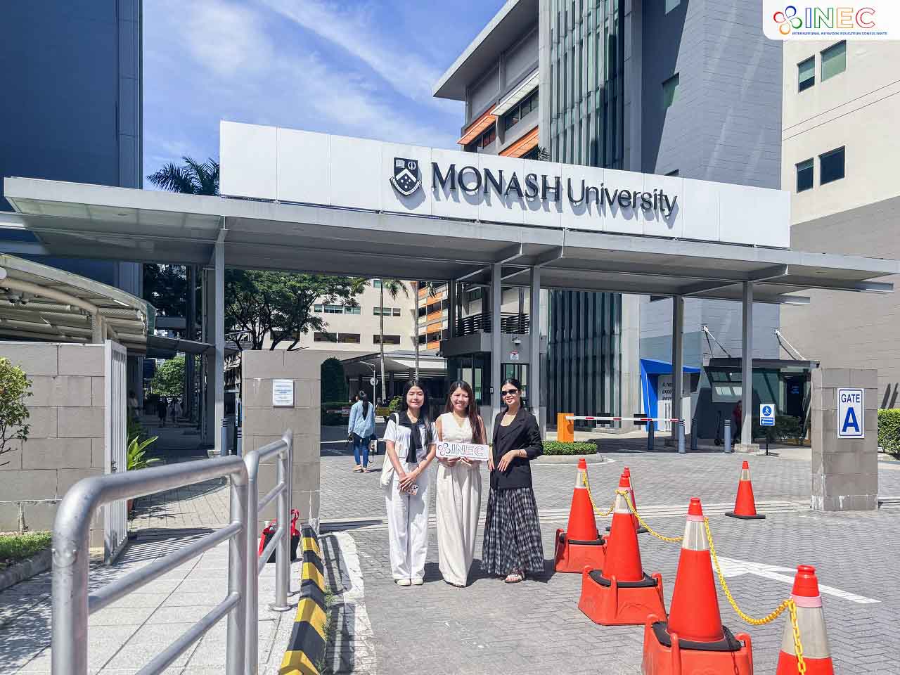Đại diện tuyển sinh Đại học Monash