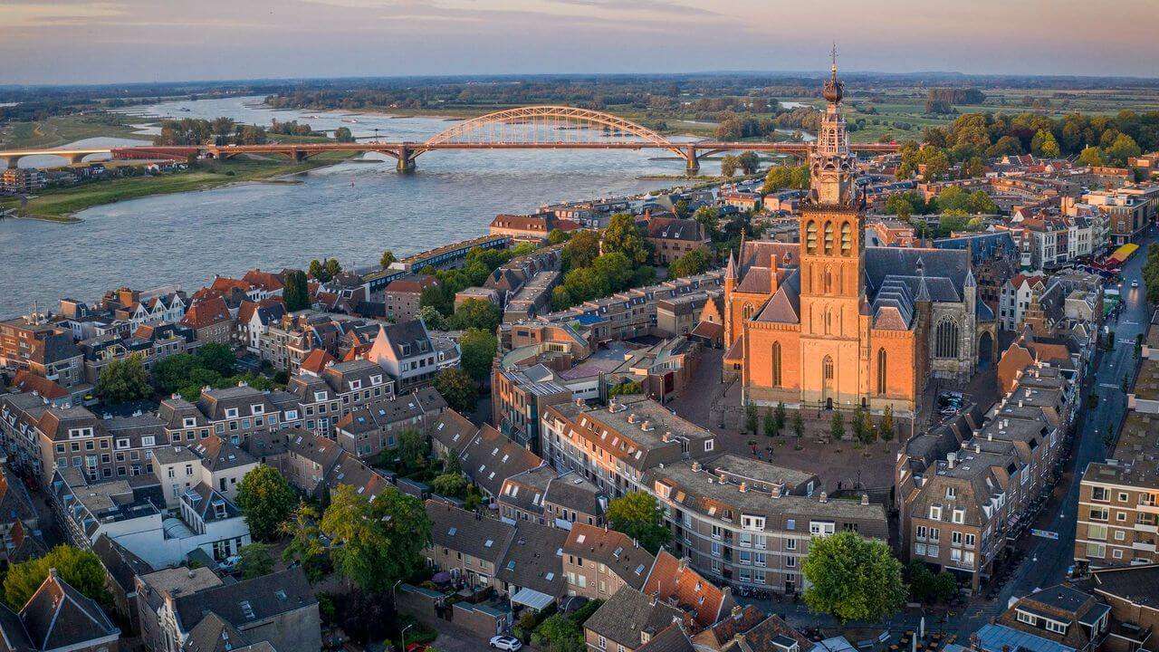 Nijmegen Hà Lan